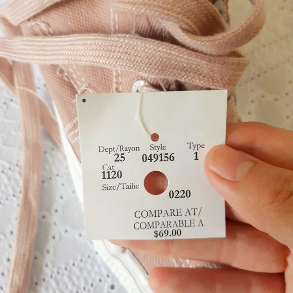 NWT Blowfish Malibu wedge sneaker - Picture 3 of 5